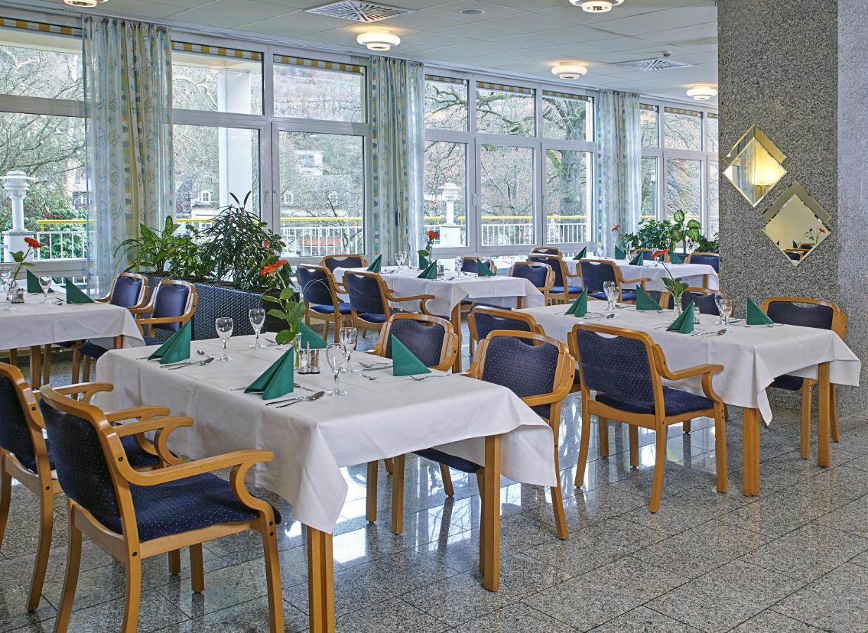 Hotel & Residenz Am Kurpark Schlangenbad Exterior photo